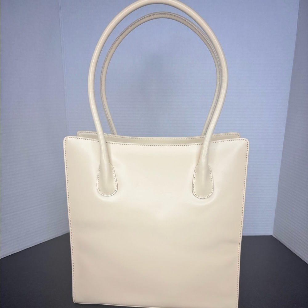 Lancel Paris Leather Ivory Handbag Satchel Shoulder Bag w/ Dust Bag - Picture 3 of 16